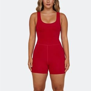 SET ACTIVE SPORTBODY SHORTYSUIT IN APPLE 🍎